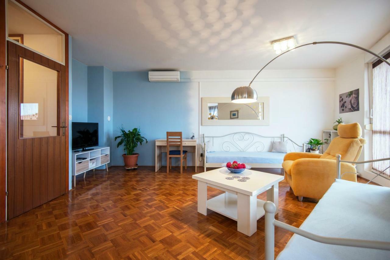 Apartment Martha Deluxe. Zadar Exteriör bild